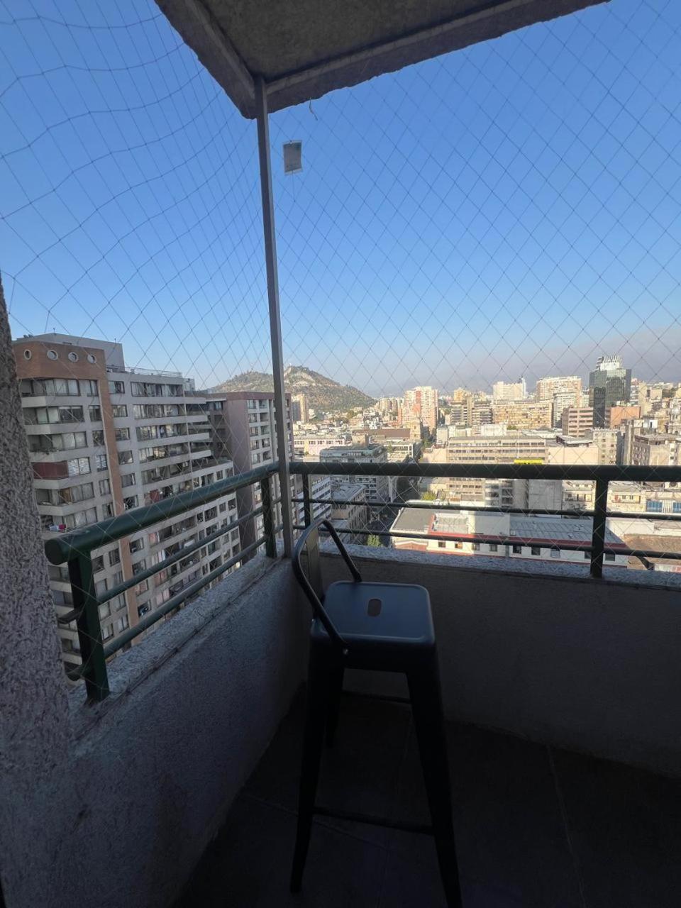 Dos Departamentos En Plazas De Armas